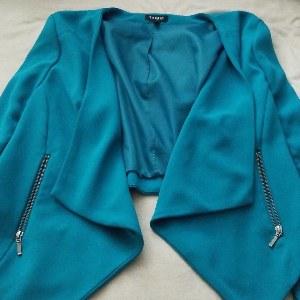 Cut away blazer